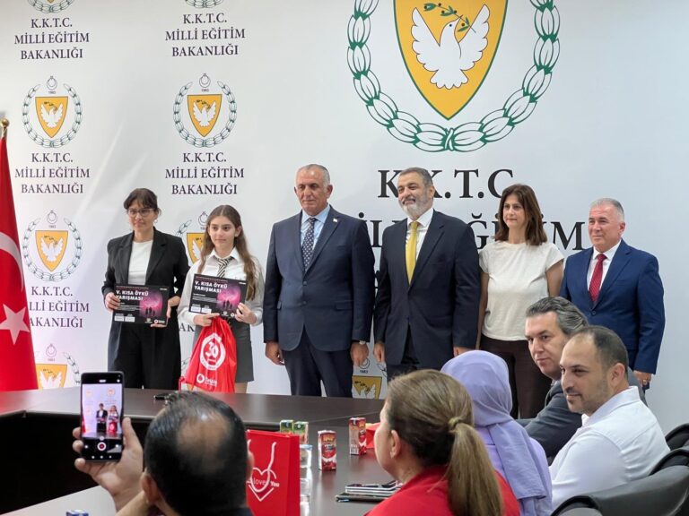 Kısa öykü yazma yarışmasında ortaokul kategorisinde birincilik